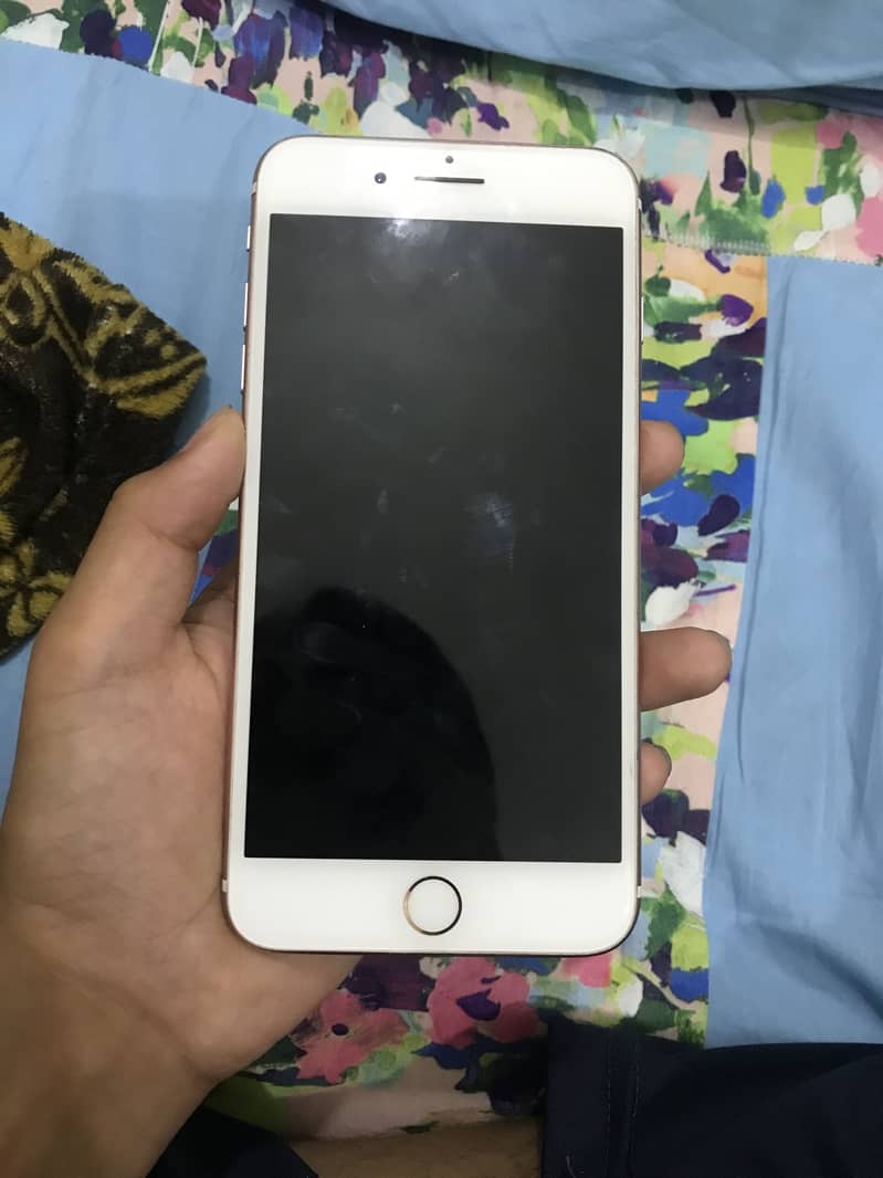 Apple iPhone 7 Plus 6
