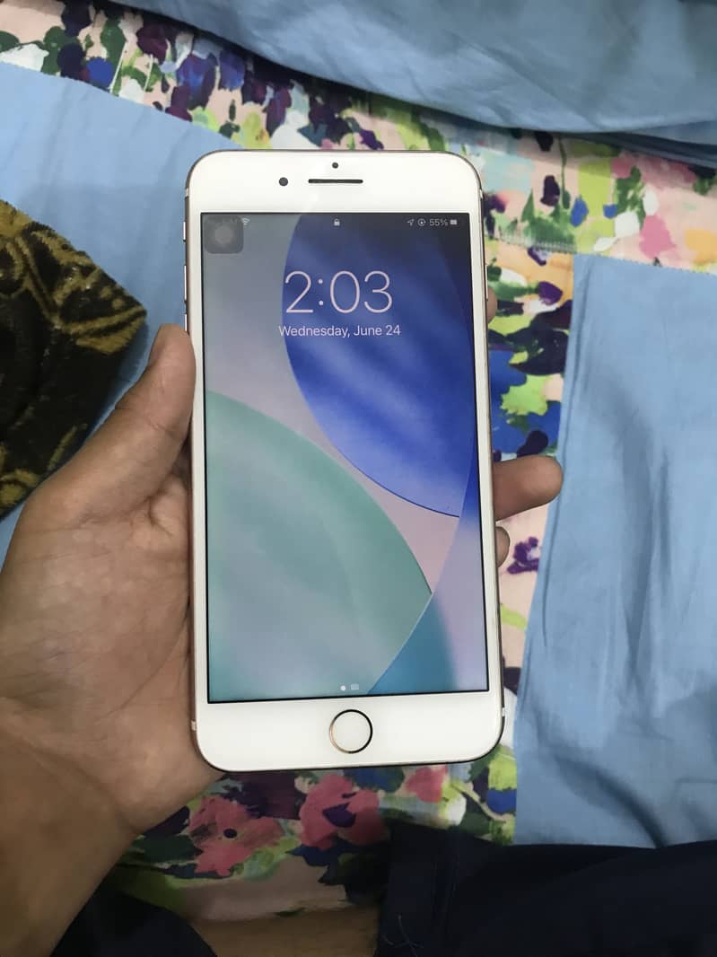 Apple iPhone 7 Plus 8