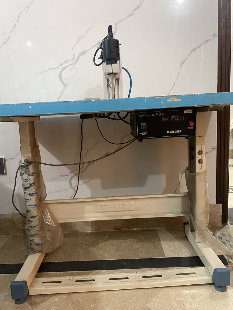 Punching machine 4