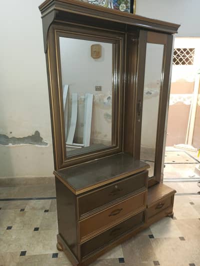URGENT SALE 1 bed and 2 side table and 1 dressing table