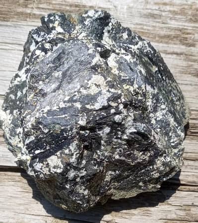 Black Tourmaline / Schorl