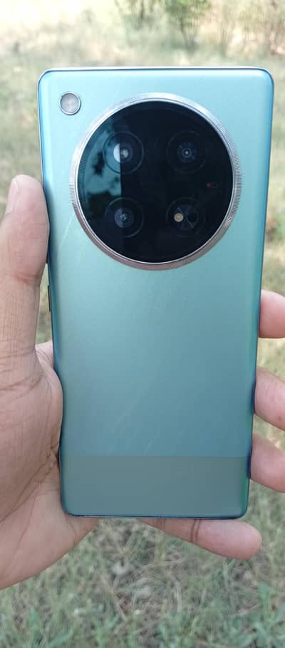 Infinix Zero 40 8.256 with original charger nd box