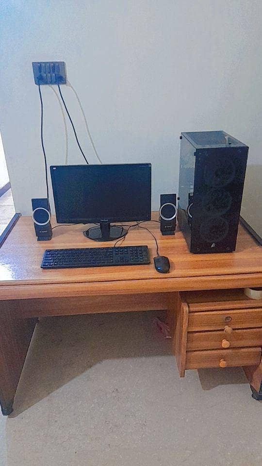 Gaming PC Core i5-4670 4th Gen | 16GB RAM | Radeon R9 4GB 3