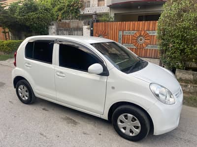 Toyota Passo 2011