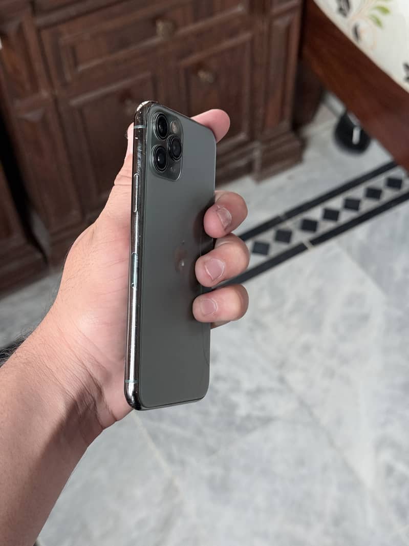 Apple iPhone 11 Pro 5