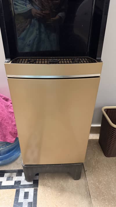 Dawlance water dispenser