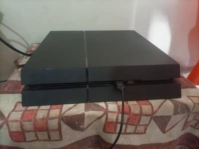PS4 FAT 500GB GoldHen Jailbreak | 2 Conrtoller