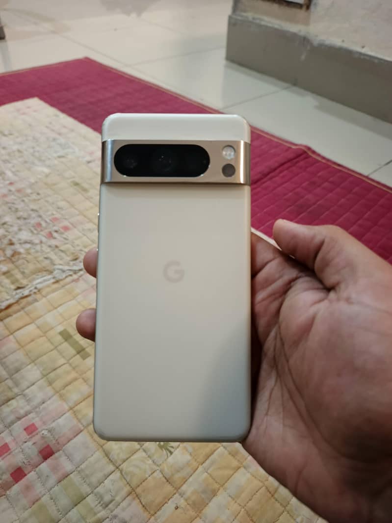 Google Pixel 8 Pro 1
