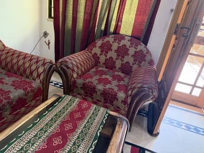 3 sofas 1 kaleen 1table for sale aledha be le sghte ha sofa table…