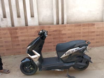 Evee S1 Pro