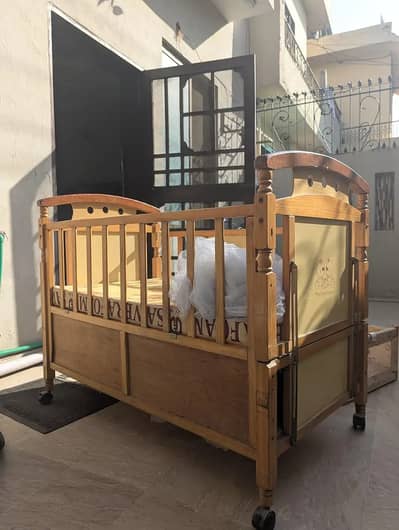 Baby cot baby wooden cot Baby crib baby bed kids bed with molty foam
