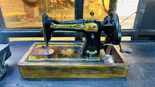 Original Singer Machine for sale in Lahore 1 year warranty Totaly Okay