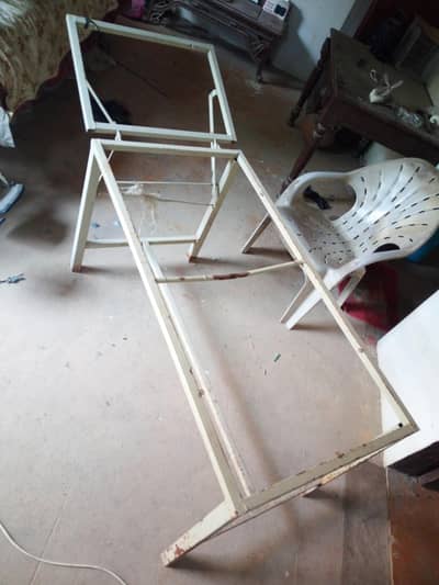 iron surgical bed frame