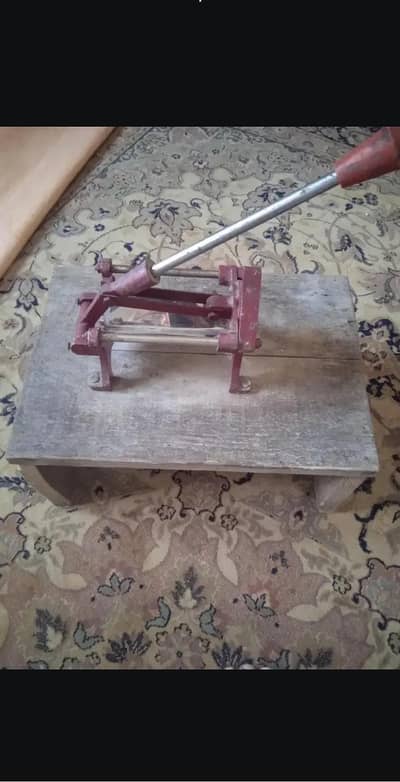 Manual french fry cutter