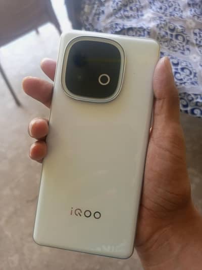 IQOO Z10 Turbo Pro Box Pack 5 Days used Snapdragon 8s gen 4 Gaming