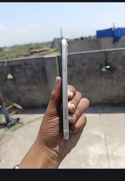Apple iPhone 11 64 GB