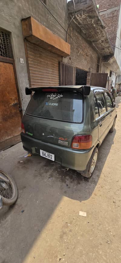 Daihatsu Cuore 2011