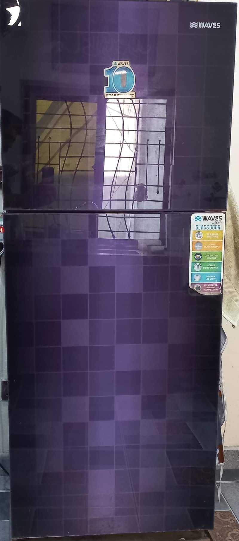 Waves fridge 0