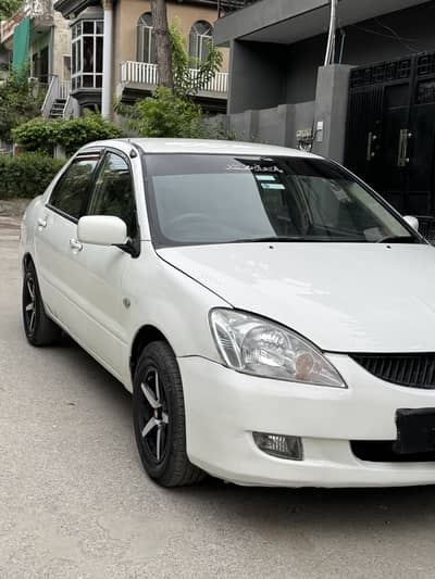 Mitsubishi Lancer 2004
