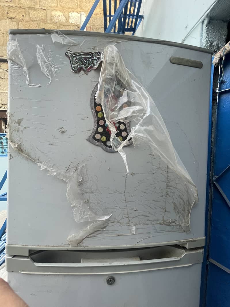 Refrigerator 7