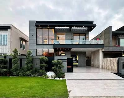 1 Kanal Brand New Luxury Furnished House for Rent in a Prime Location of Bahria Town, Lahore.