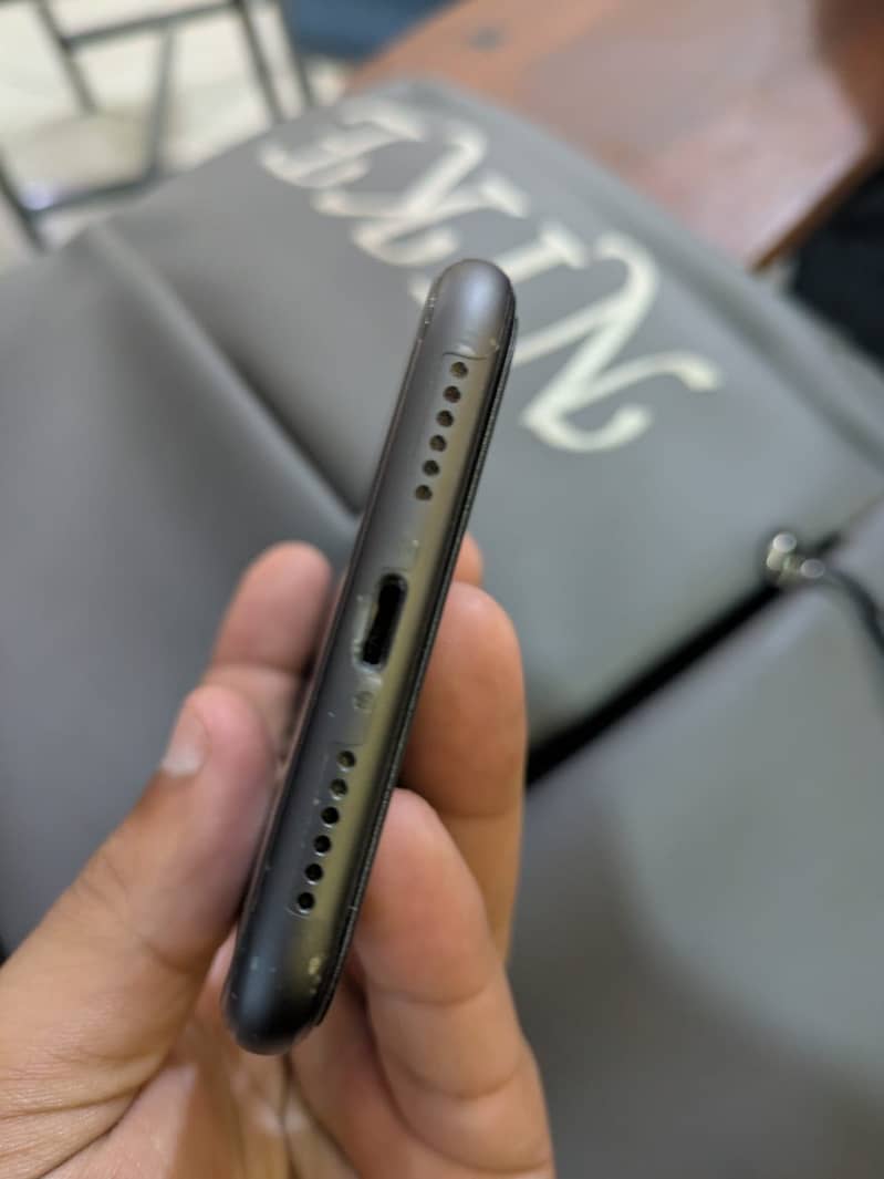 Apple iPhone 11 1