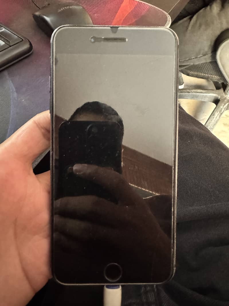 Apple iPhone 7 Plus 3