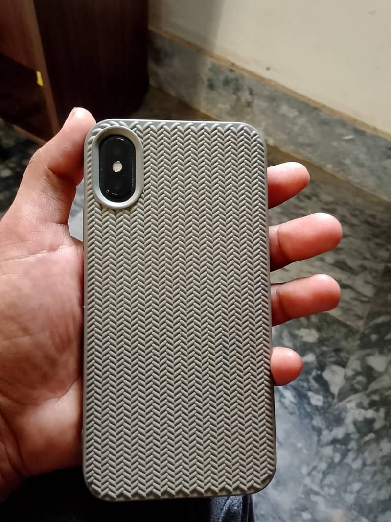 Apple iPhone X 6