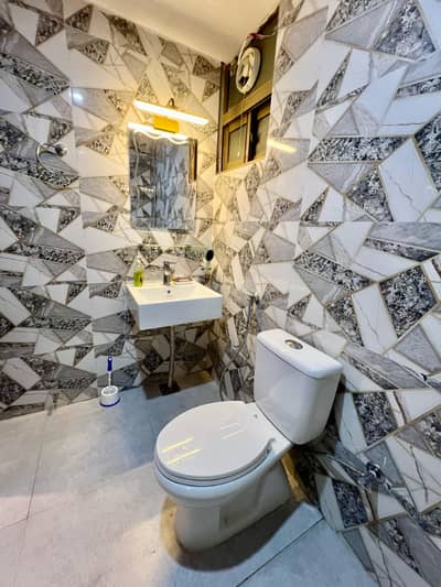 Daily Basis rental apartments available F11