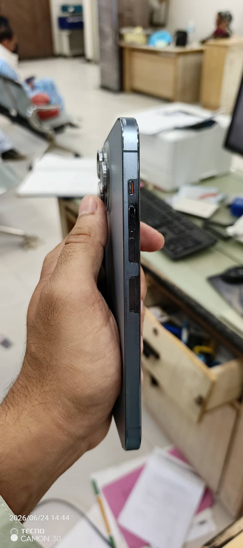 Apple iPhone 13 Pro Max 3