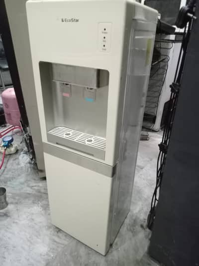 Ecostar water dispenser with mini fridge (original company gas)