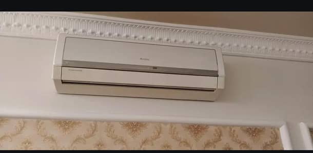 gree 1.5 ton invtr ac for sale