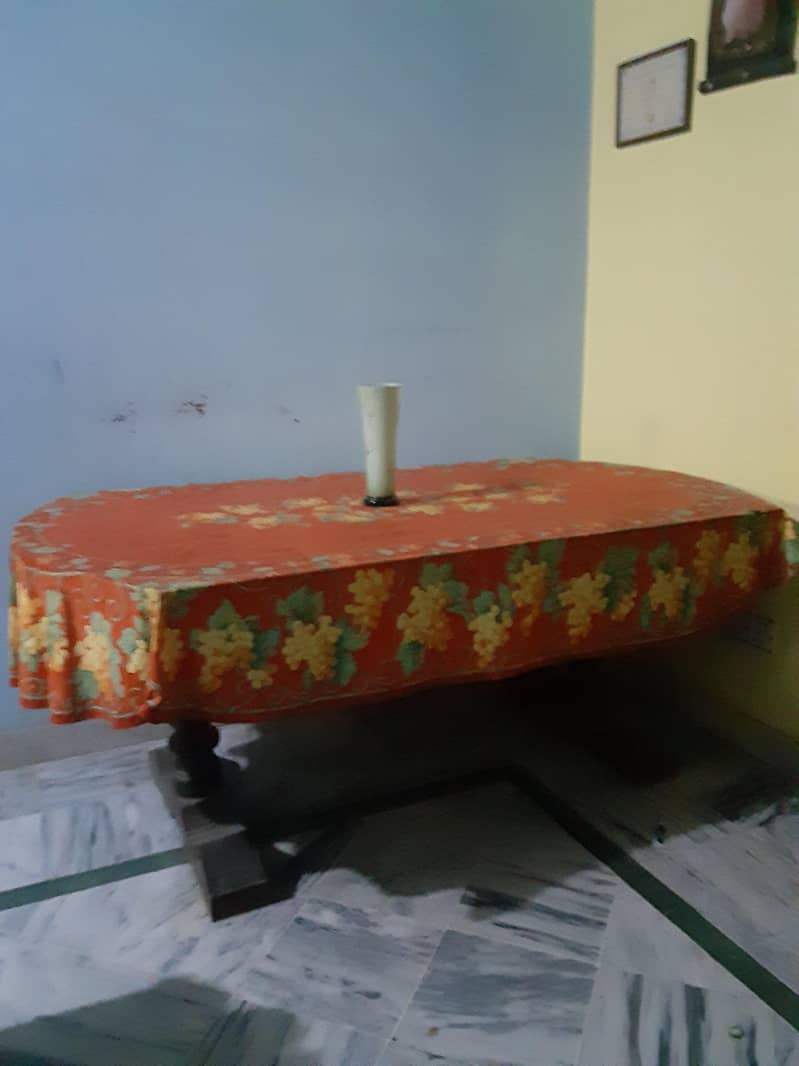 Dining table 5