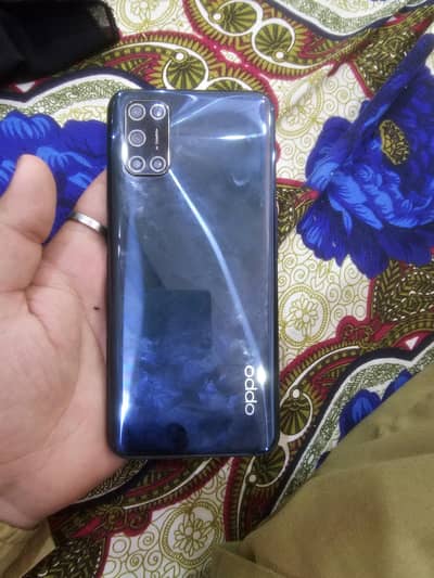 OPPO A52