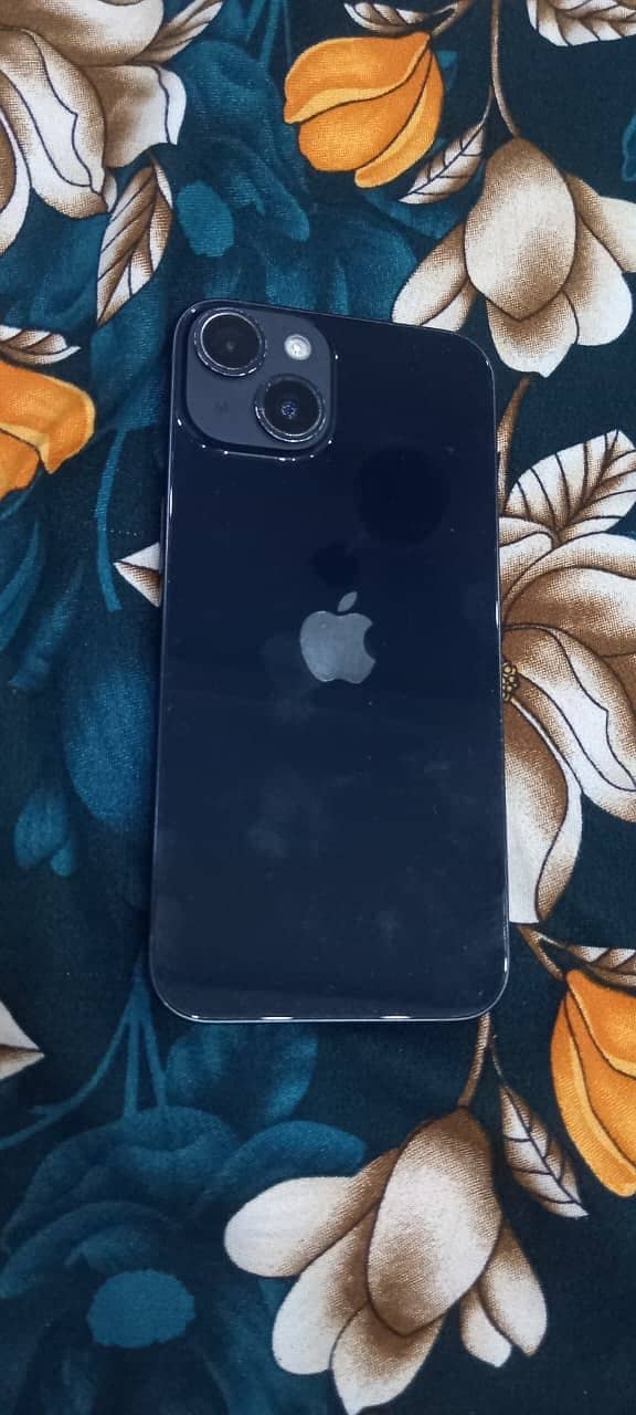 iPhone 14 2
