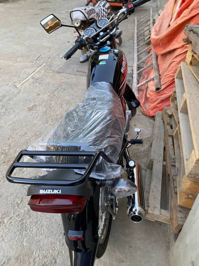 Suzuki GS 150 2026