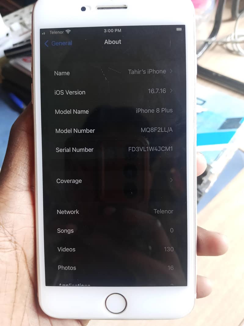 Apple iPhone 8 Plus 3