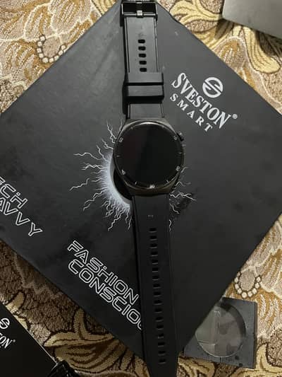 Sweston craft smart watch brand new for sale with all acessories