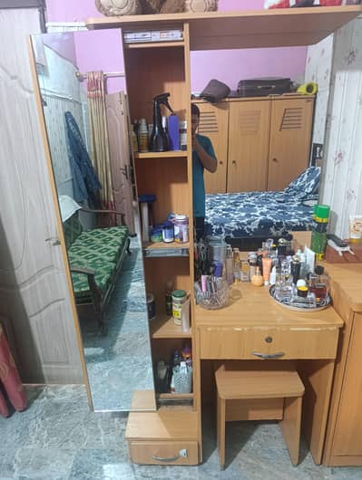 Dressing Table, in good condition, whatsapp for more information