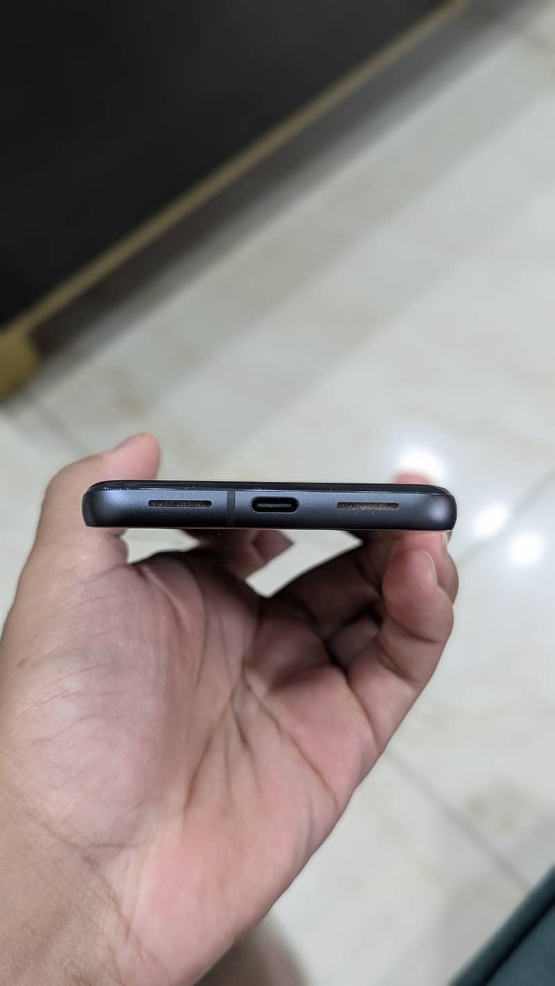 Google Pixel 8 2