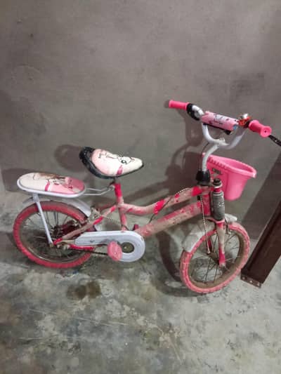 girls cycle for urgent sale