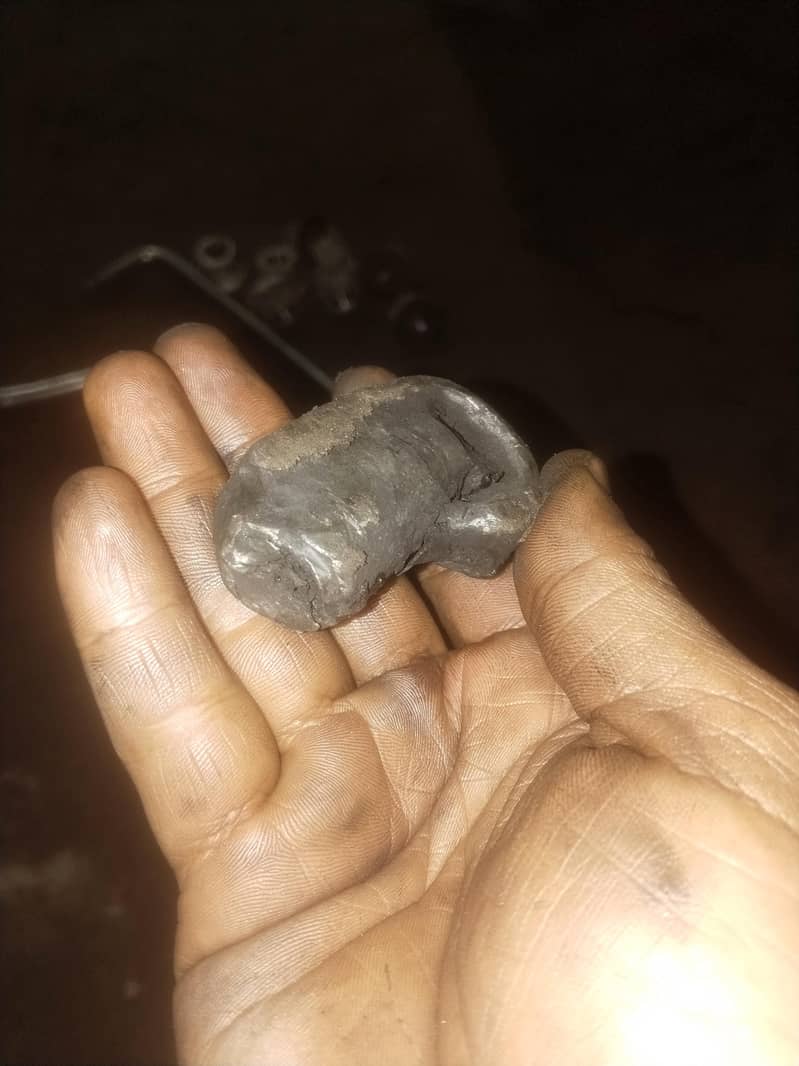 مکینک کا کام جانتا ہوں آٹو ڈیزل گاڑیوں کا 4