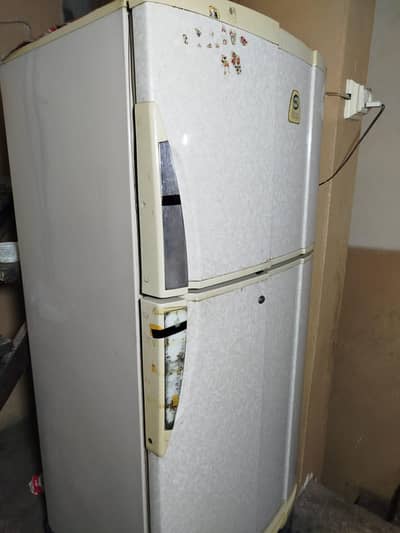 pel freezer for sale condition 9by 10 All ok ha no any falt larg size