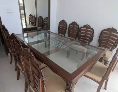 8 seater Dining table