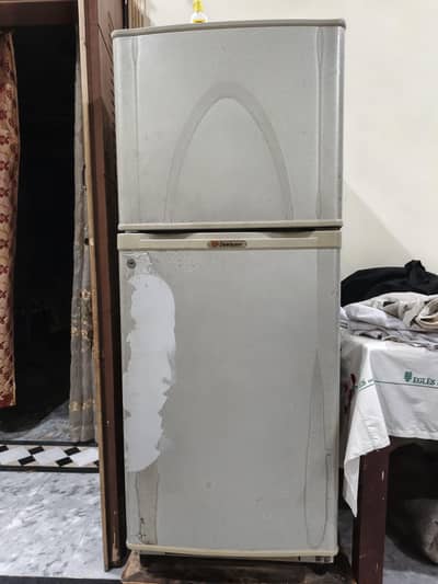 A dawlence Refrigerator Good condition