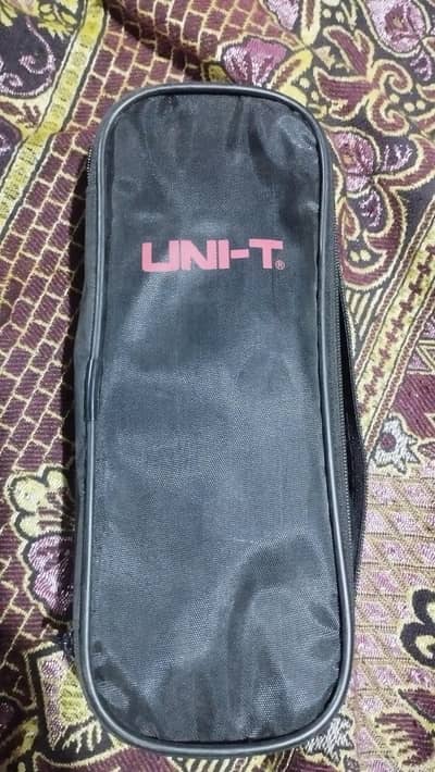 Multimeter Uni-T 203+ Model