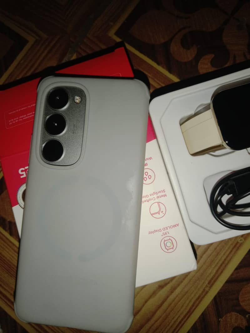 Tecno 40pro plus 6