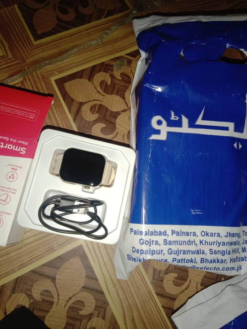 Tecno 40pro plus 7