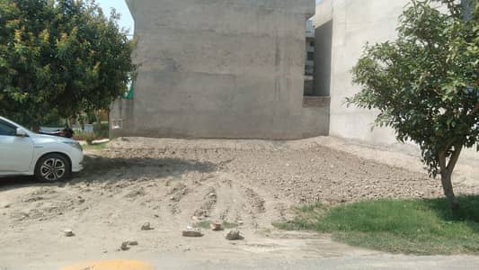 5 Marla Plot For Sale Overseas Block, Park View City Lahore