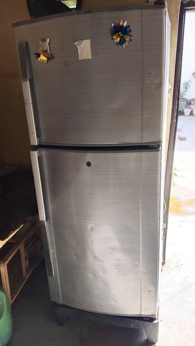 low price big size fridge. may number 03041470182